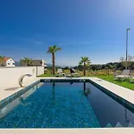 Lea Magdalena Iii Vila Krk Town