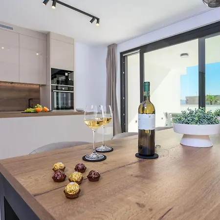 Vila Lea Magdalena Iii Krk Town