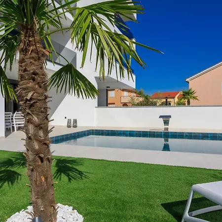 Lea Magdalena Iii ヴィラ クルク