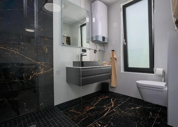 Lea Magdalena Iii Villa