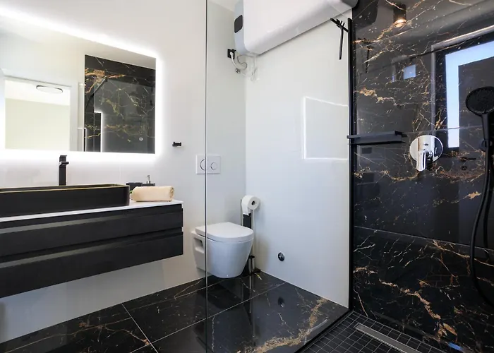 Lea Magdalena Iii Villa